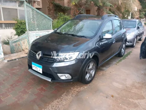 Renault Sandero Step Way 2023 Gray Used for Sale - 10