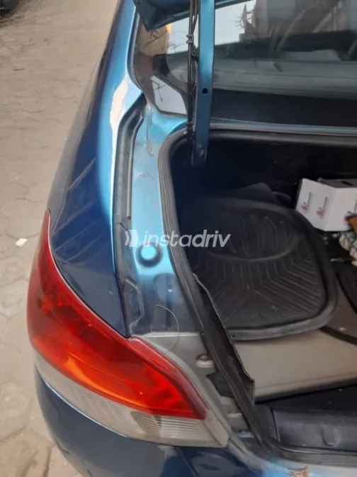 Mitsubishi Attrage 2014 Dark Blue Used for Sale - 8
