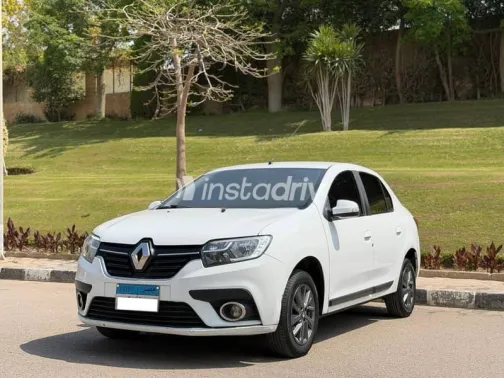 Renault Logan 2021 White Used for Sale - 1
