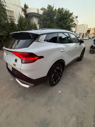 Kia Sportage 2023 White Used for Sale