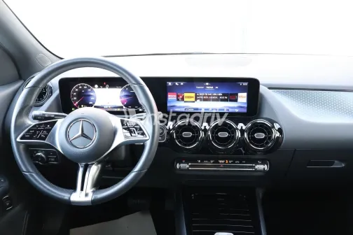 Mercedes GLA 200 2024 Black Used for Sale - 5