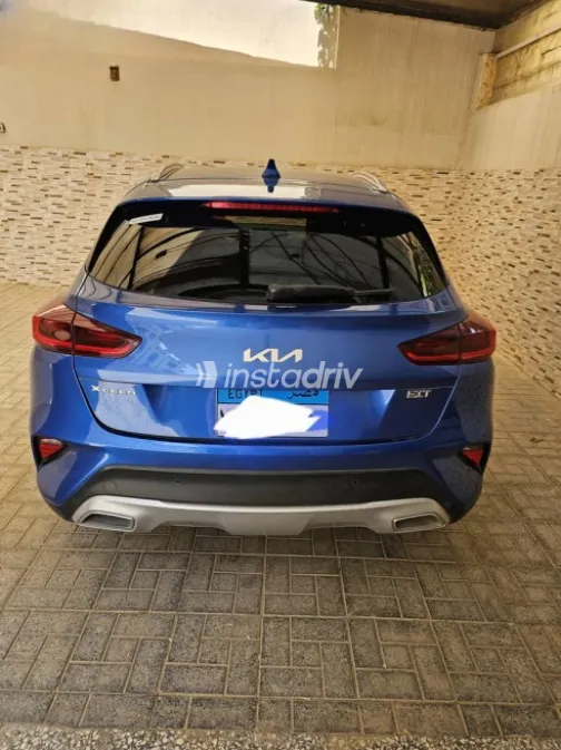 Kia Xceed 2022 Dark Blue Used for Sale - 2