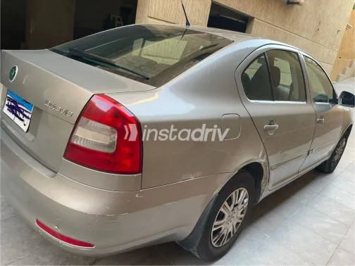 Skoda Octavia 2011 Beige Used for Sale - 5