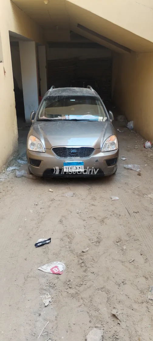 Kia Carens 2012 Gray Used for Sale - 6