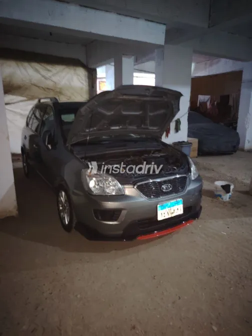 Kia Carens 2012 Gray Used for Sale - 7