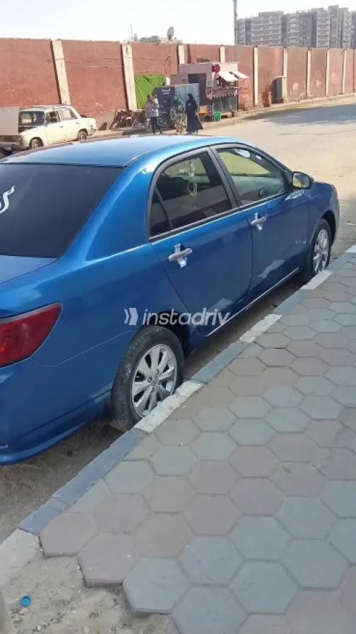 بى واى دى‬ F3 2019 أزرق غامق مستعملة للبيع - 3