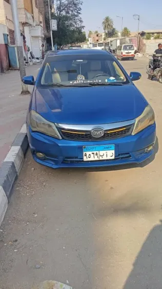 بى واى دى‬ F3 2019 أزرق غامق مستعملة للبيع