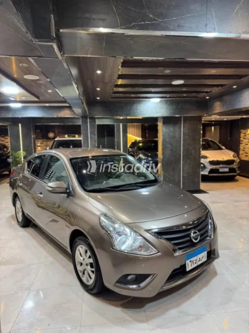 Nissan Sunny 2022 Brown Used for Sale - 3