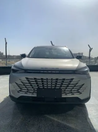 بايك X7 2025 أبيض مستعملة للبيع