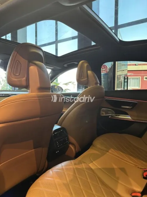 Mercedes E 200 2024 Gray Used for Sale - 2