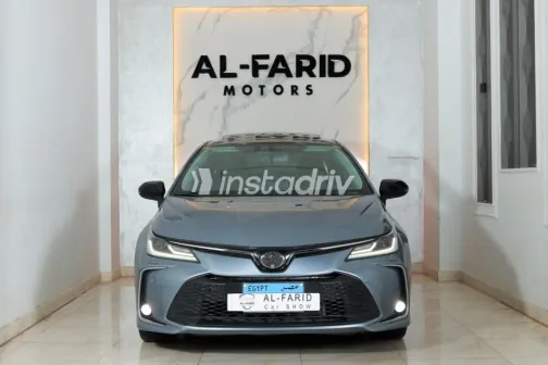 تويوتا كورولا 2023 رمادي مستعملة للبيع - 6