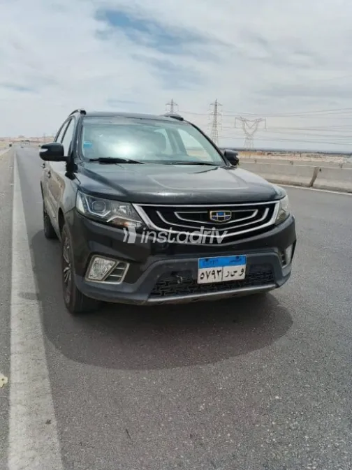 جيلي امجراند X7 2018 أسود مستعملة للبيع - 5