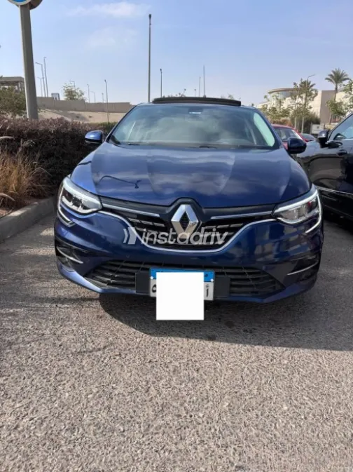 رينو ميجان 2022 أزرق غامق مستعملة للبيع - 1