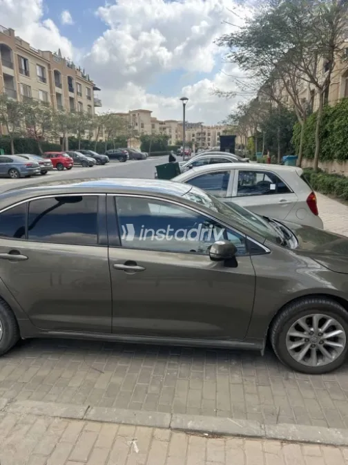 Toyota Corolla 2019 Gray Used for Sale - 3
