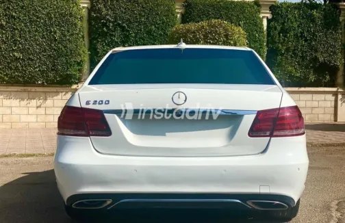 Mercedes E 200 2014 White Used for Sale - 5