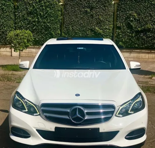 Mercedes E 200 2014 White Used for Sale - 6