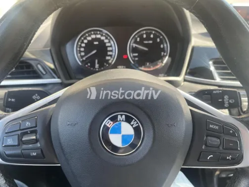 بي ام دبليو X1 2021 أبيض مستعملة للبيع - 5