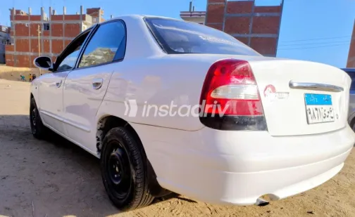 Daewoo Nubira 2 2003 White Used for Sale - 2