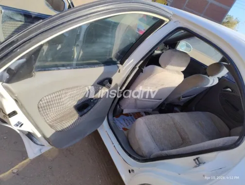 Daewoo Nubira 2 2003 White Used for Sale - 3