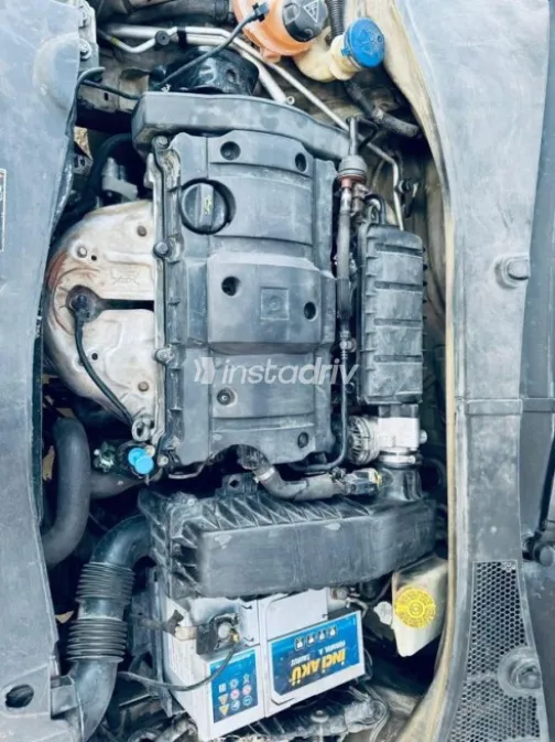 Peugeot 301 2015 Black Used for Sale - 1