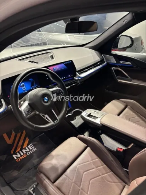 بي ام دبليو X1 2026 أبيض مستعملة للبيع - 3