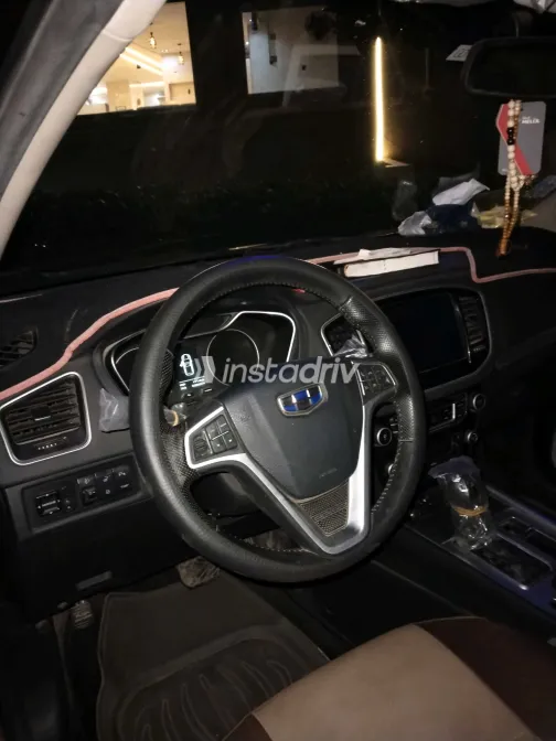 جيلي X7 2019 بني مستعملة للبيع - 6