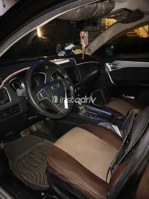جيلي X7 2019 بني مستعملة للبيع - 7