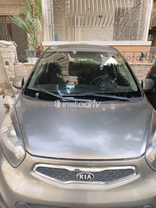 Kia Picanto 2013 Gray Used for Sale - 3