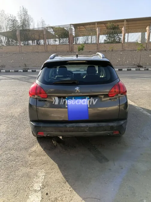 Peugeot 2008 2016 Silver Used for Sale - 7