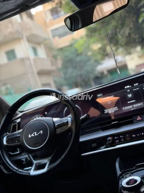 Kia Sportage 2024 White Used for Sale - 8