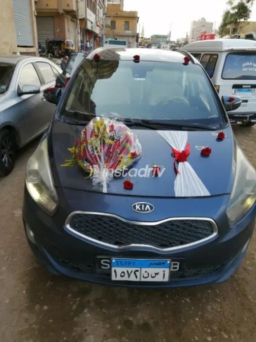 Kia Carens 2014 White Used for Sale - 7