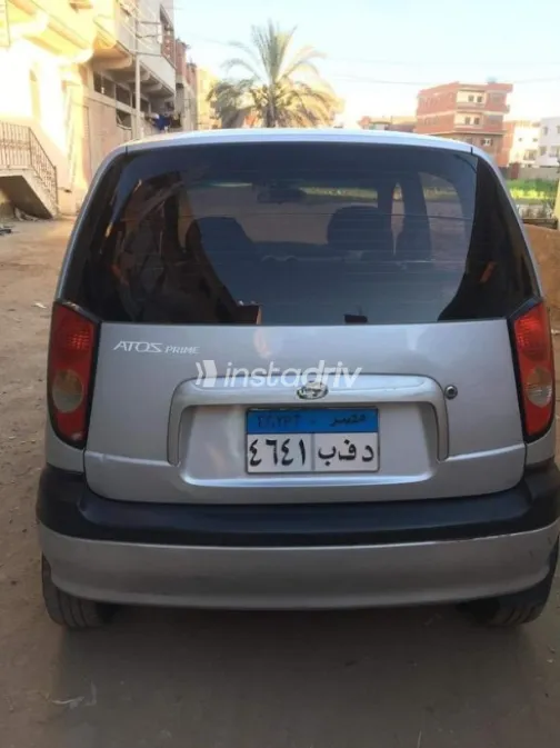 هيونداي اتوس 2004 فضي مستعملة للبيع - 4