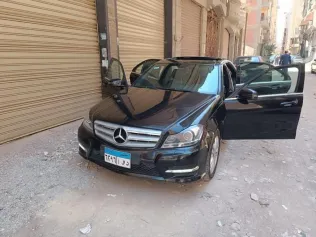 مرسيدس 250 2012 أسود مستعملة للبيع