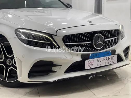 Mercedes C 200 2020 White Used for Sale - 10