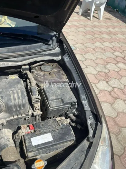 هيونداي إلنترا 2010 باذنجاني مستعملة للبيع - 4