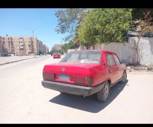 فيات دوجان 1999 أحمر مستعملة للبيع
