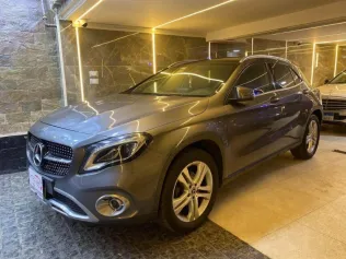 Mercedes GLA 200 2019 Gray Used for Sale