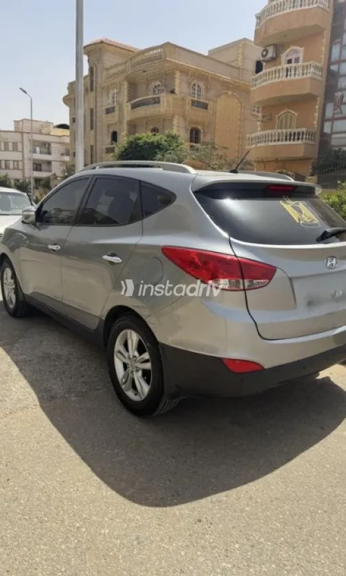 هيونداي IX 35 2011 رمادي مستعملة للبيع - 4