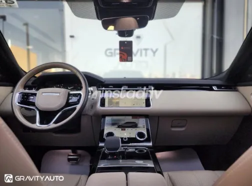 Land Rover Velar 2022 Black Used for Sale - 7