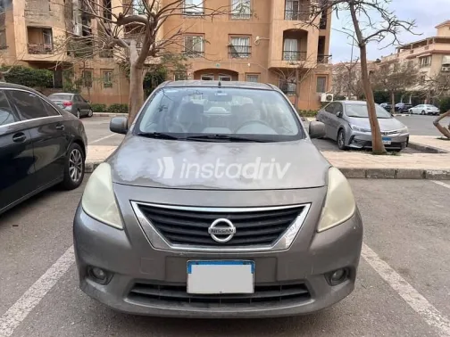 Nissan Sunny 2015 Gray Used for Sale - 1