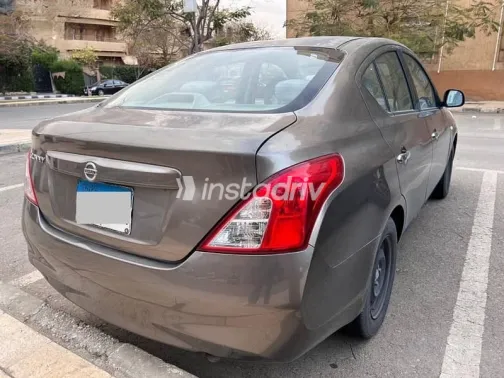 Nissan Sunny 2015 Gray Used for Sale - 2