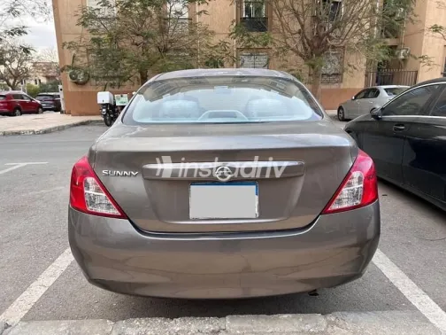 Nissan Sunny 2015 Gray Used for Sale - 3