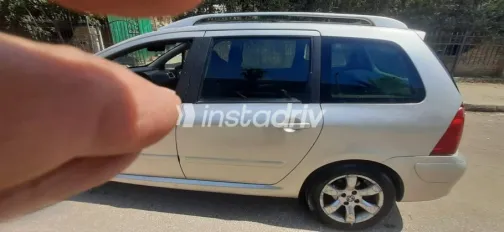 بيجو 207 SW 2008 أبيض مستعملة للبيع - 2