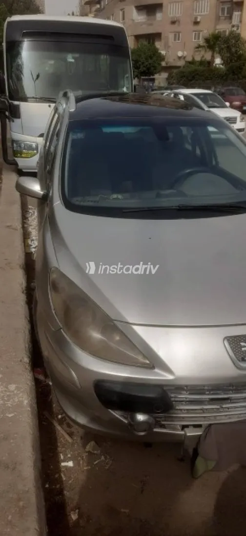 بيجو 207 SW 2008 أبيض مستعملة للبيع - 10
