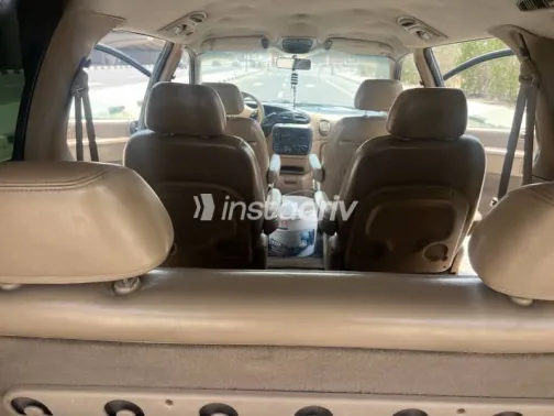 Chrysler Voyager 1999 White Used for Sale - 10