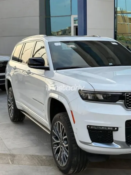 Jeep Grand Cherokee 2023 White Used for Sale - 6