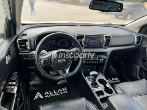 Kia Sportage 2017 White Used for Sale - 8