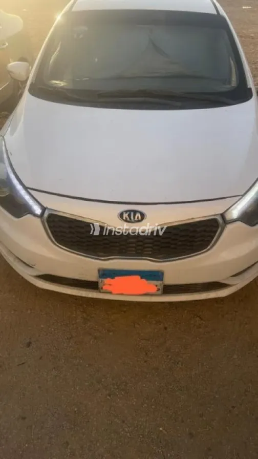 Kia Cerato 2016 White Used for Sale - 5