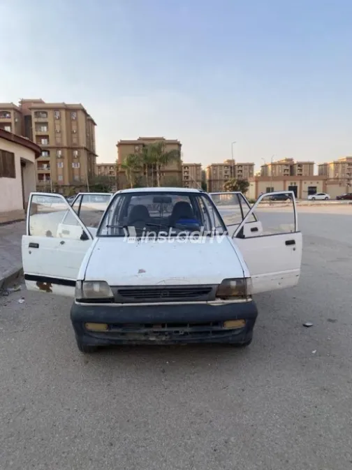 سوزوكى ماروتى 2002 أبيض مستعملة للبيع - 2