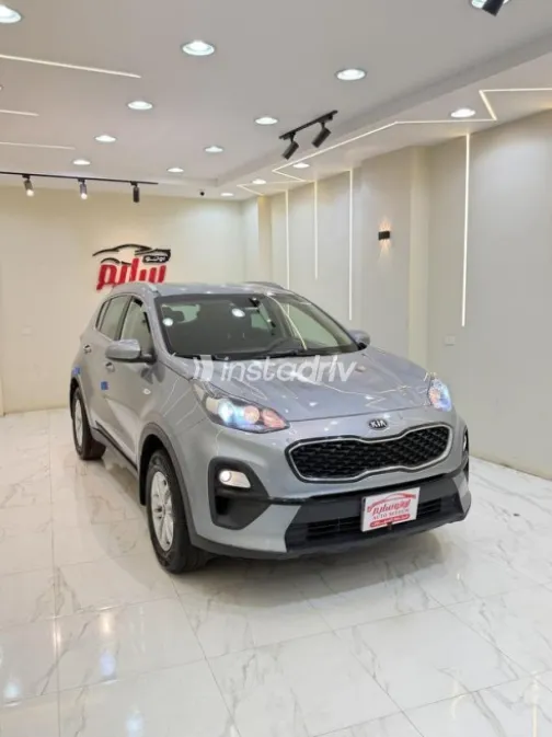 Kia Sportage 2022 Silver Used for Sale - 2